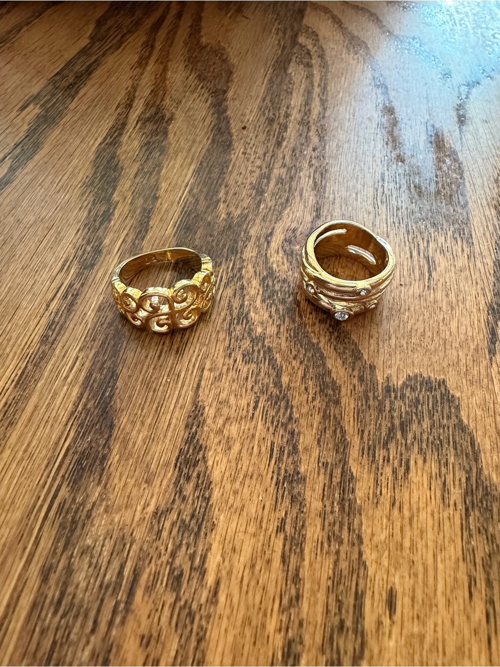 Women's Gold-Tone Decorative Scroll Ring - Elegant Statement Band